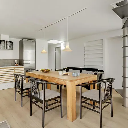 2 Bedroom Awesome In Juelsminde