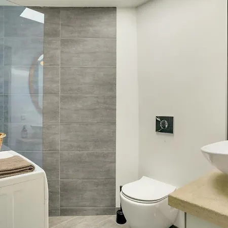2 Bedroom Awesome In Juelsminde Hébergement de vacances *